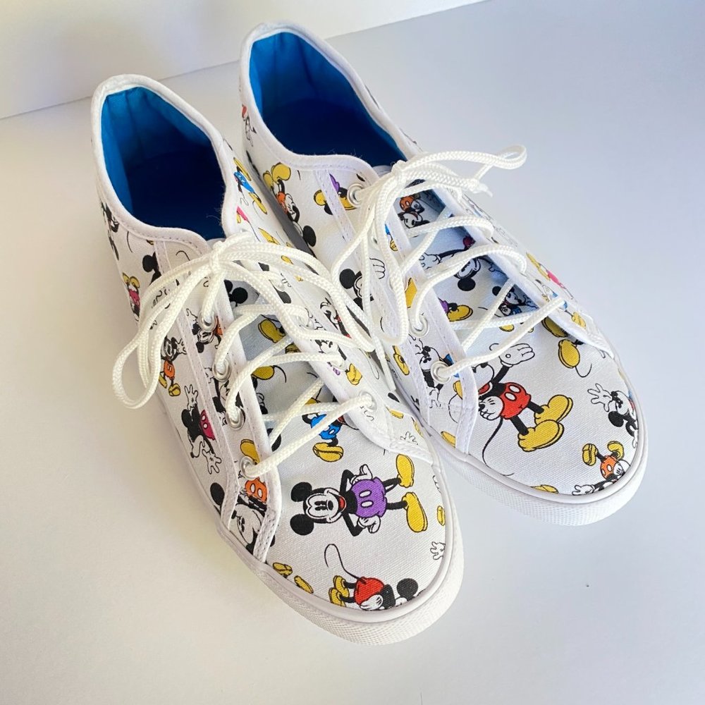 NWOT Disney Mickey Mouse Sneakers Women's Size 10 Disneyland Parks